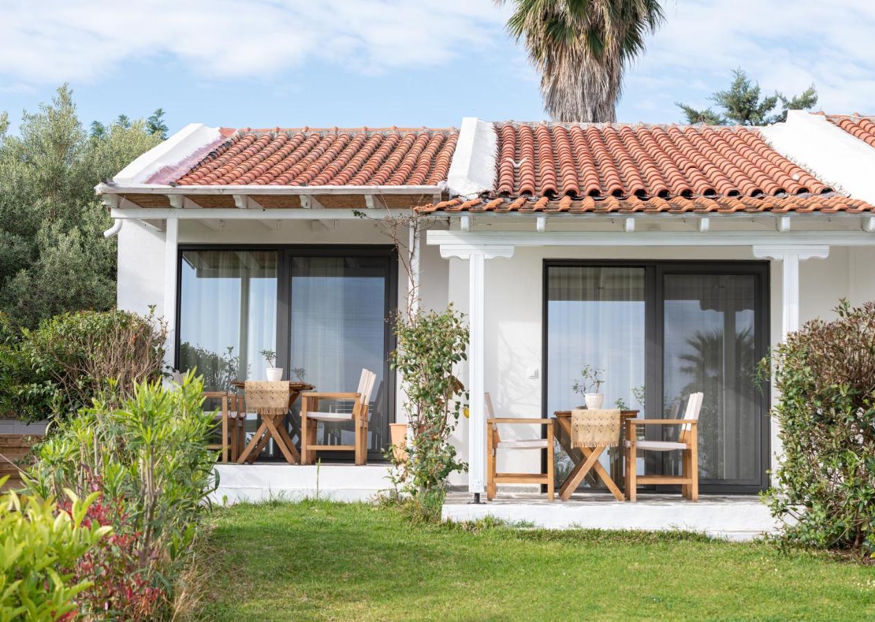 Bungalows Iphigenia Pefkochori Exterior photo