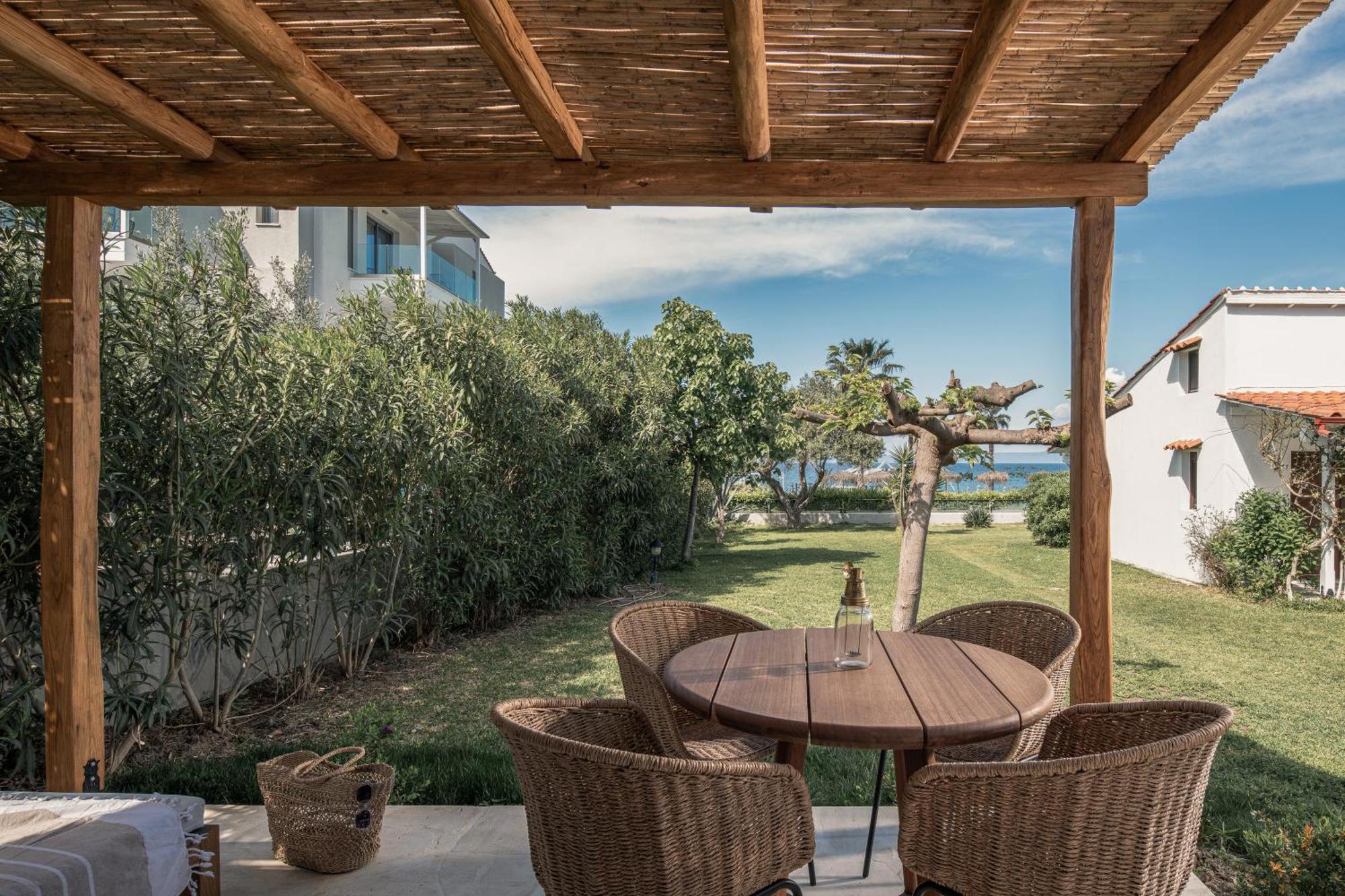 Bungalows Iphigenia Pefkochori Exterior photo